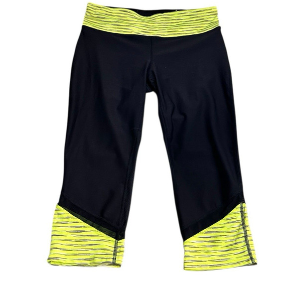 Xersion Fitted Crop Athletic Leggings Sz Large Black Neon Activewear Capri Pants - Picture 3 of 6